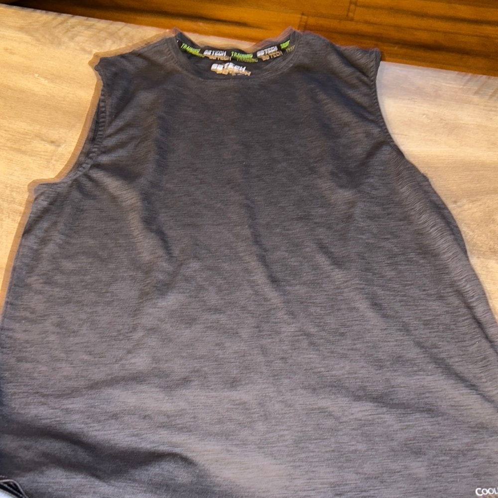 Training tank top